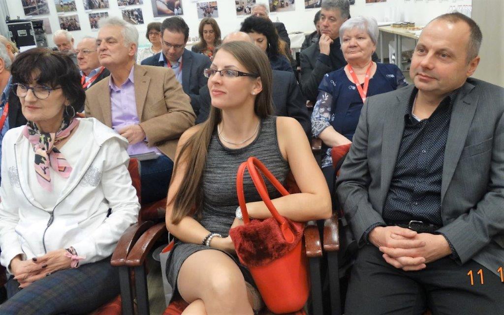 48427629_2592814670736624_4757514511907291136_n